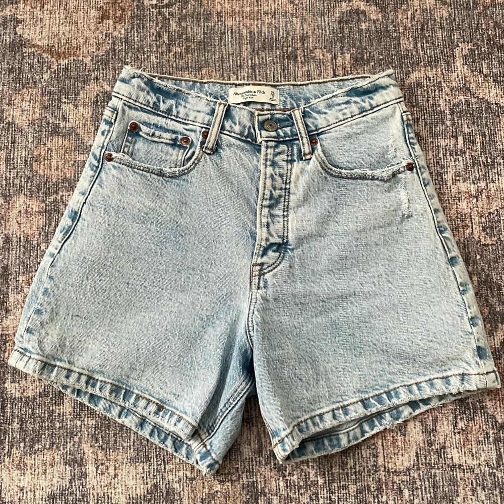 Abercrombie High Rise Dad Short